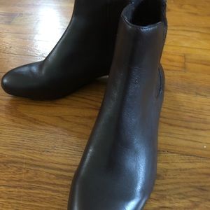 Marc Fisher women brown booties